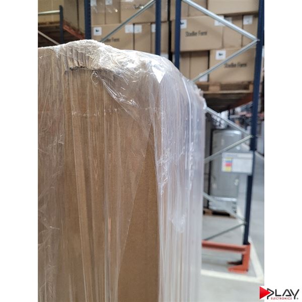 Liebherr CBNsda 5723 poškodená