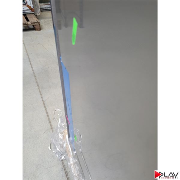 Liebherr CBNsda 5723 poškodená